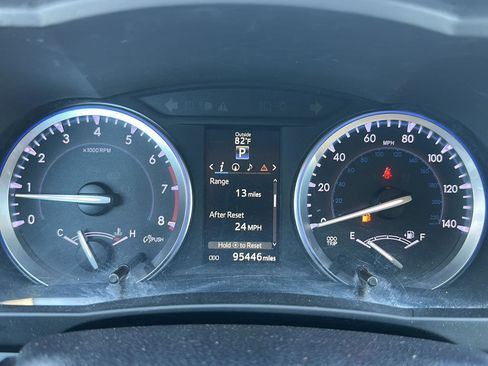 Used 2016 Toyota Highlander XLE image 34