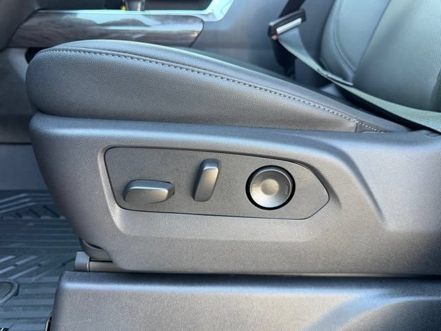 New 2026 Chevrolet Silverado 1500 RST w/ Convenience Package II AWD/4WD image 13