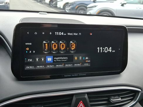 Used 2022 Hyundai Santa Fe SEL w/ Convenience + Premium Package image 16