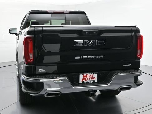 Certified 2022 GMC Sierra 1500 SLT w/ SLT Convenience Package AWD/4WD image 25