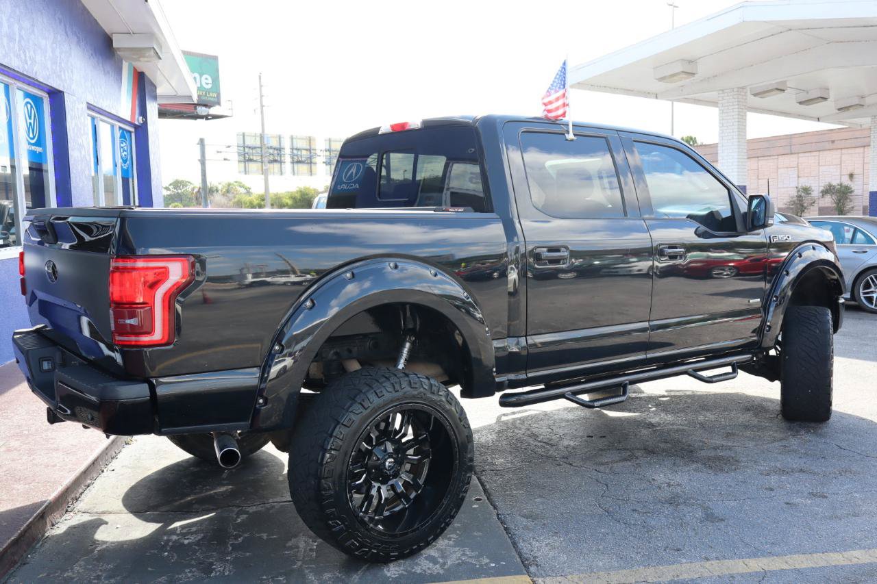 Used 2017 Ford F150 XLT w/ Equipment Group 302A Luxury AWD/4WD image 5