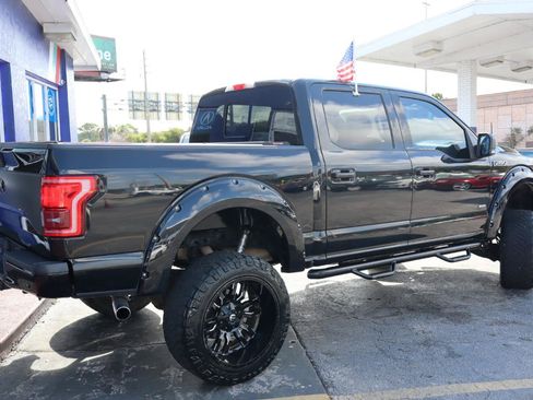 Used 2017 Ford F150 XLT w/ Equipment Group 302A Luxury AWD/4WD image 5