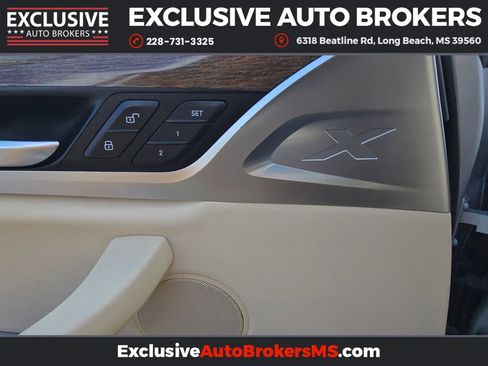 Used 2019 BMW X3 sDrive30i w/ Driving Assistance Package image 11