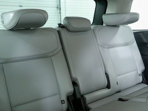 Used 2025 Ford Expedition Platinum AWD/4WD image 31
