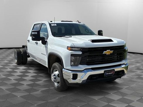 New 2026 Chevrolet Silverado 3500 W/T w/ WT Convenience Package AWD/4WD image 7