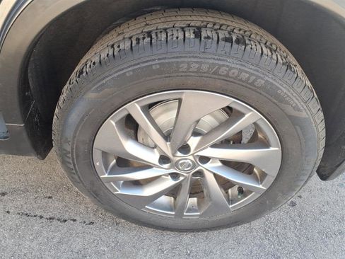 Used 2016 Nissan Rogue SL image 9