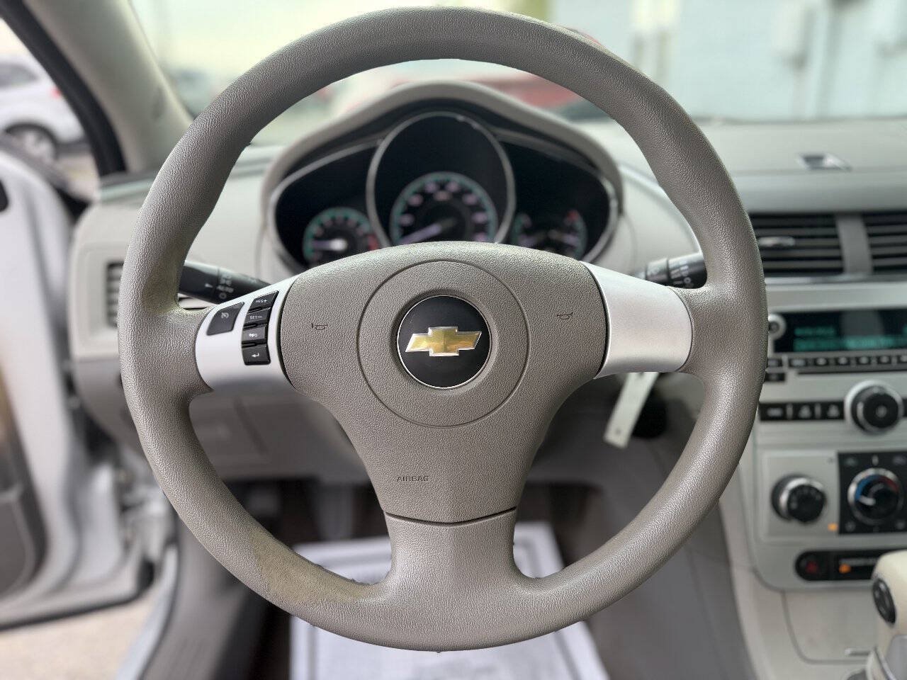 Used 2012 Chevrolet Malibu LS FWD image 14