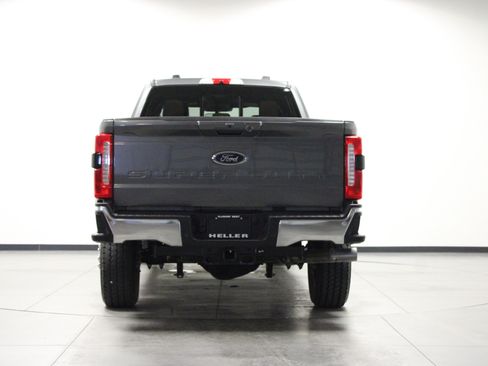 Used 2025 Ford F350 Lariat w/ Lariat Ultimate Package AWD/4WD image 5