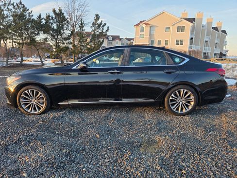 Used 2015 Hyundai Genesis 3.8 w/ Option Group 03 image 3