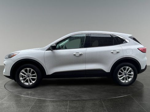 Used 2022 Ford Escape SE AWD/4WD image 6