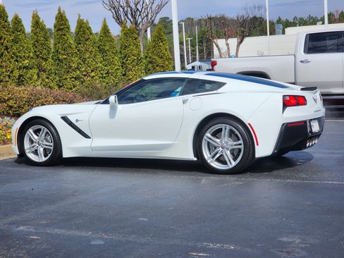 Used 2016 Chevrolet Corvette Stingray Coupe w/ 2LT Preferred Equipment Group image 10