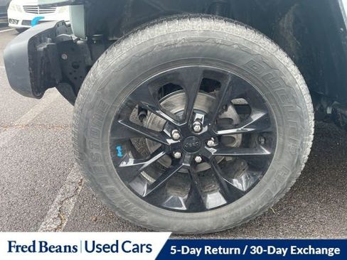 Used 2023 Jeep Wrangler Unlimited Sahara w/ Cold Weather Group image 16