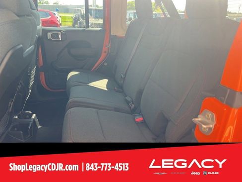 New 2025 Jeep Wrangler Unlimited Rubicon w/ XTREMEE 35" Tire Package image 11