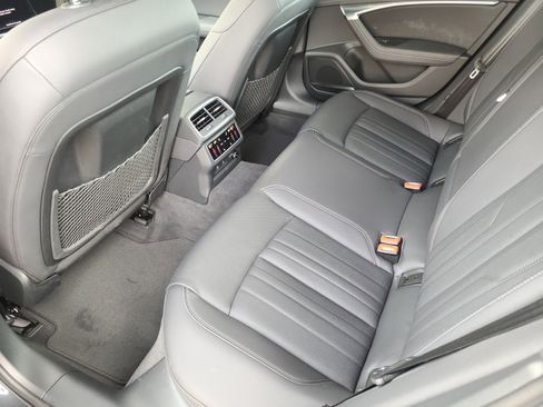 Used 2023 Audi A6 Premium Plus w/ Premium Plus Package AWD/4WD image 40