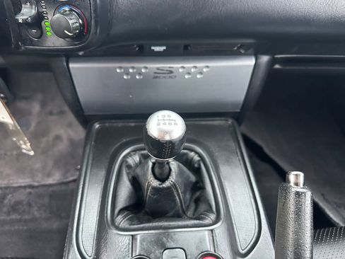 Used 2006 Honda S2000 image 17