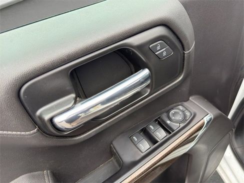 Used 2020 Chevrolet Silverado 1500 RST w/ All-Star Edition image 12