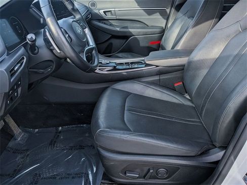 Used 2022 Hyundai Sonata Limited image 12