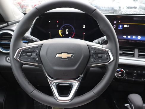 New 2026 Chevrolet Trax LT w/ Driver Confidence Package FWD image 4
