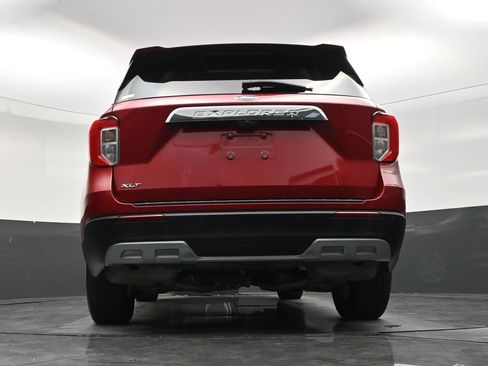 Used 2023 Ford Explorer XLT w/ Equipment Group 202A RWD image 23