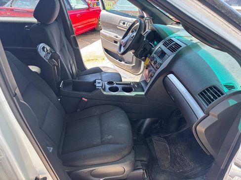 Used 2015 Ford Explorer 4WD Police Interceptor image 19