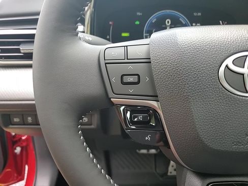 New 2025 Toyota Camry SE w/ Multimedia Upgrade Package image 14