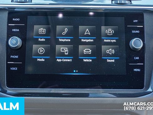 Used 2023 Volkswagen Tiguan SE image 34