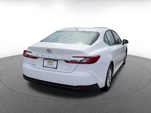 Used 2025 Toyota Camry LE FWD image 12