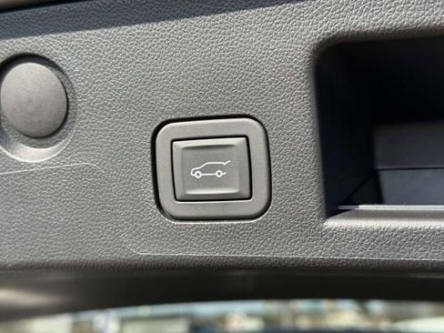 Certified 2026 Chevrolet Equinox LT w/ Convenience Package II AWD/4WD image 7