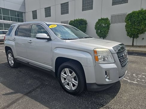 Used 2014 GMC Terrain SLE FWD image 4