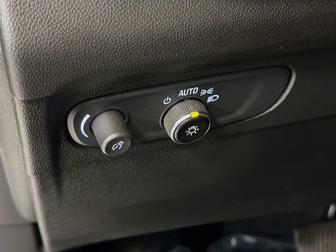 Used 2023 Buick Envision Preferred AWD/4WD image 12