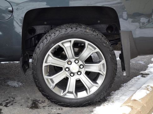 Used 2017 Chevrolet Silverado 1500 High Country image 61