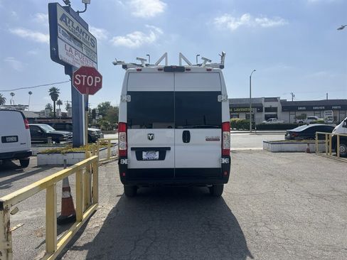 Used 2020 RAM ProMaster 2500 FWD image 3