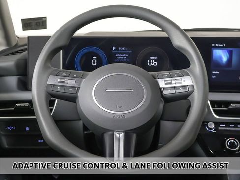 Certified 2025 Hyundai Sonata SE FWD image 3