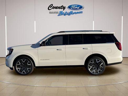 New 2025 Ford Expedition Platinum w/ Platinum Ultimate Package image 3
