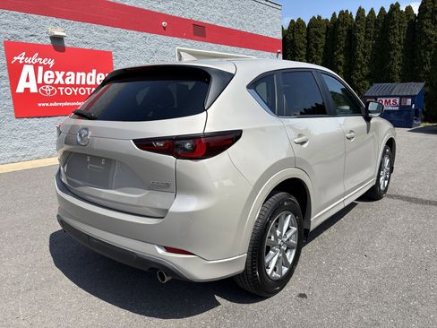 Used 2025 MAZDA CX-5 AWD 2.5 S w/ Select Package image 3