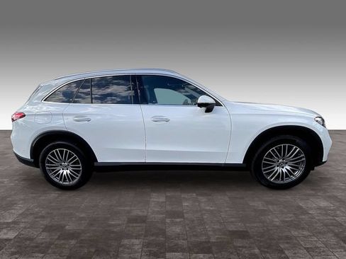 Used 2024 Mercedes-Benz GLC 300 4MATIC image 8