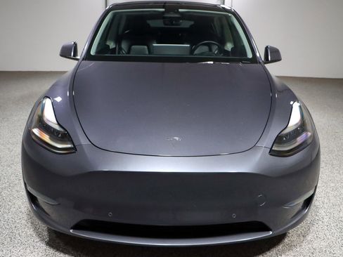 Used 2022 Tesla Model Y Performance image 4