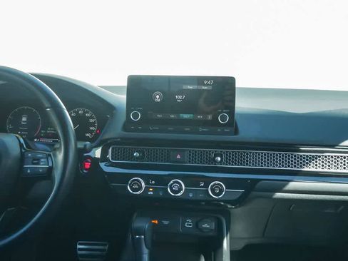 Used 2024 Honda Civic Sport image 12