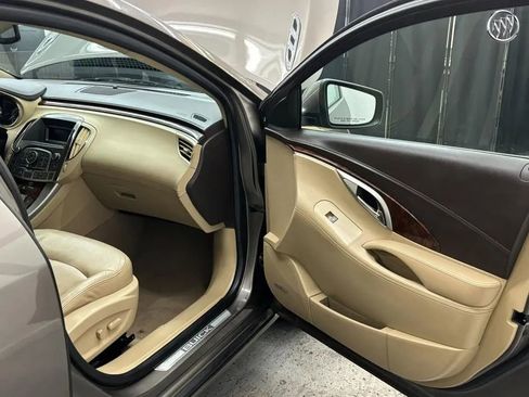 Used 2010 Buick LaCrosse CXL w/ Entertainment Package image 8