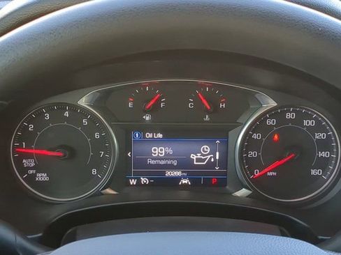 Used 2024 GMC Terrain SLE w/ Driver Convenience Package FWD image 25