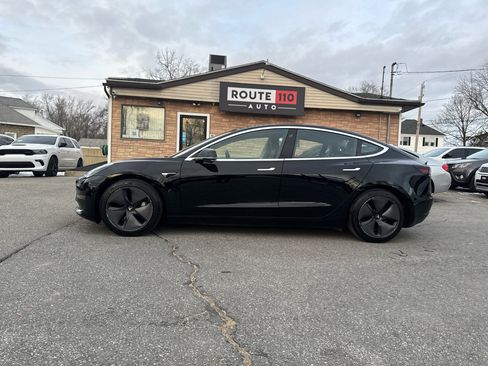 Used 2018 Tesla Model 3 Long Range image 13