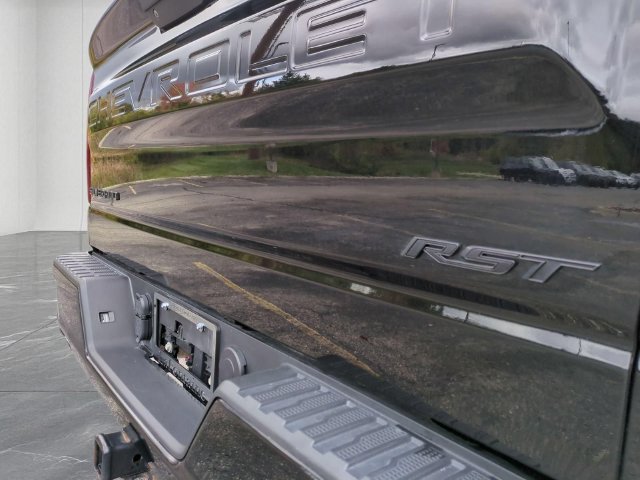 Used 2020 Chevrolet Silverado 1500 RST w/ All-Star Edition AWD/4WD image 10