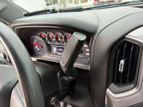 Used 2021 Chevrolet Silverado 1500 Custom RWD image 21