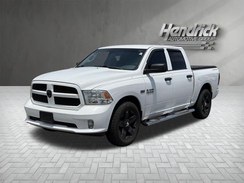 Used 2014 RAM 1500 Express RWD image 5