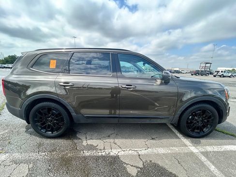 Used 2021 Kia Telluride EX w/ EX Premium Package AWD/4WD image 5