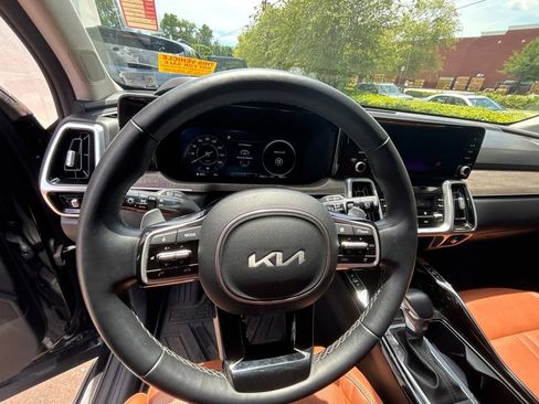 Used 2023 Kia Sorento SX Prestige AWD/4WD image 13