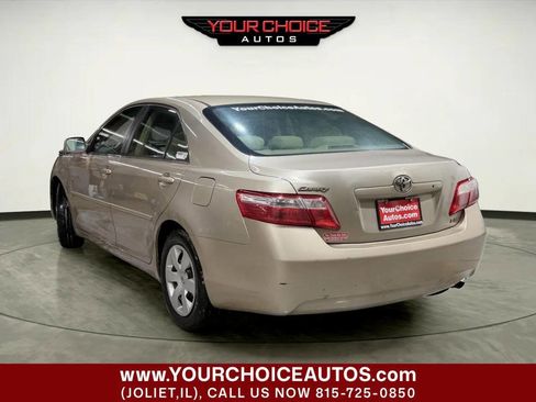Used 2007 Toyota Camry LE image 3