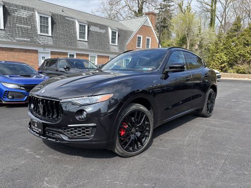 Used 2022 Maserati Levante GT image 1