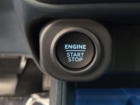 Certified 2025 Ford Maverick XLT w/ XLT Luxury Package image 20