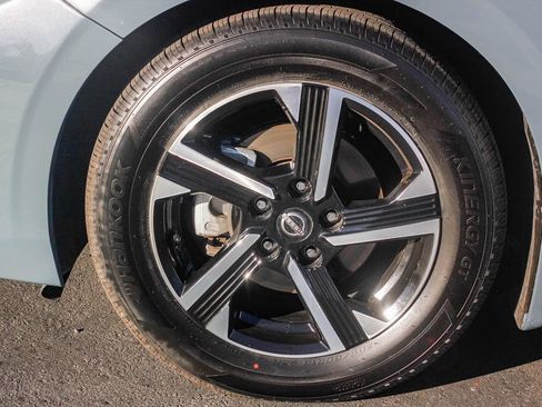 Certified 2024 Nissan Sentra SV w/ All-Weather Package image 11